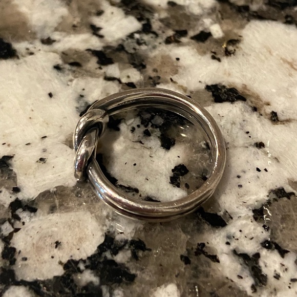 James Avery retired Lovers Knot Ring, Size 6.5 - Picture 4 of 10